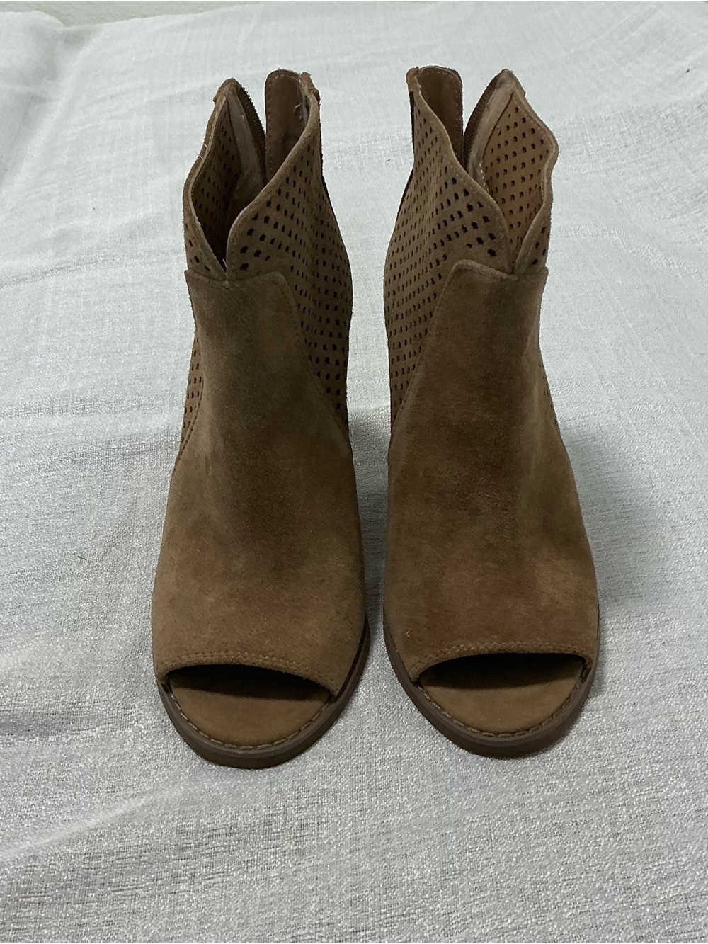 Lucky Brand Perforated Suede Peep-Toe Booties - Brown women size 5.5 Zip Heels